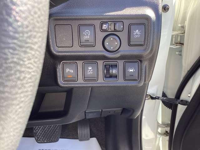 ノート 1.2 X 前後障害物ソナー踏み違い 純正ナビ・TV レーダーブレーキサポート Dレコ スマトキー キーレス 運転席助手席エアバッグ ナビTV ワンセグ バックカメラ エアコン パワーウィンドウ パワーステアリング レーンアシスト ABS メモリーナビ(8枚目)