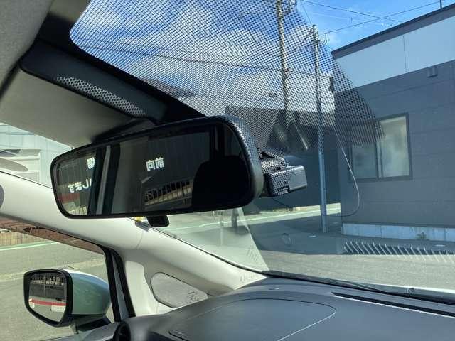 ノート 1.2 X 前後障害物ソナー踏み違い 純正ナビ・TV レーダーブレーキサポート Dレコ スマトキー キーレス 運転席助手席エアバッグ ナビTV ワンセグ バックカメラ エアコン パワーウィンドウ パワーステアリング レーンアシスト ABS メモリーナビ(17枚目)