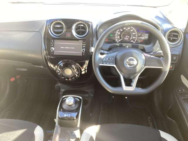 ノート １．２　ｅ－ＰＯＷＥＲ　Ｘ　エマブレ＆前後障害物ソナー　３６０°カメラ　Ｒカメラ　運転席助手席エアバック　レーンキープ　ＡＵＴＯエアコン　ナビＴＶ　ＡＷ　運転席エアバッグ　キーレスエントリー　ＥＴＣ車載器　パワーウィンドウ　パワステ　メモリーナビ　ＡＢＳ（3枚目）