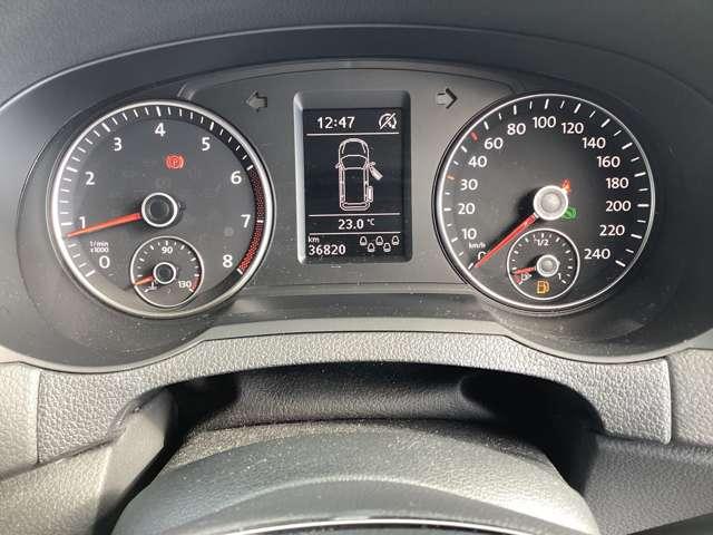 シャラン TSI コンフォートライン 1.4Lターボエンジン スマートエントリー ワンオーナー バックカメラ 衝突軽減ブレーキ(12枚目)