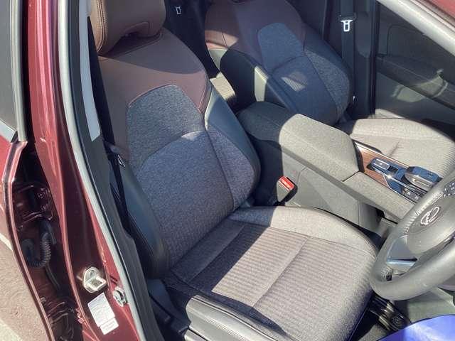 オーラ １．２　Ｇ　アラウンドビューＭ＆スマミラ　自動（被害軽減）ブレーキ　ＬＥＤ　ＬＫＡ　ＥＴＣ　ドライブレコーダー　カーテンエアバッグ　アルミホイール　インテリジェントキー　パワーウィンドウ　フルオートエアコン　キーレスエントリー　メモリーナビ（5枚目）