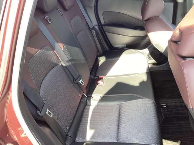 オーラ １．２　Ｇ　アラウンドビューＭ＆スマミラ　自動（被害軽減）ブレーキ　ＬＥＤ　ＬＫＡ　ＥＴＣ　ドライブレコーダー　カーテンエアバッグ　アルミホイール　インテリジェントキー　パワーウィンドウ　フルオートエアコン　キーレスエントリー　メモリーナビ（17枚目）