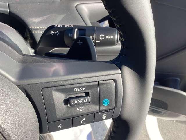 セレナ ２．０　ハイウェイスターＶ　４ＷＤ　プロパイロット　メーカーコネクトナビ　寒冷地　３６０°カメラ　Ｂカメラ　追従クルコン　両側パワースライドドア　ＬＥＤ　メモリナビ　インテリキー　４ＷＤ　ＥＴＣ　アルミ　ドラレコ　Ｉストップ　衝突回避支援　車線逸脱（9枚目）