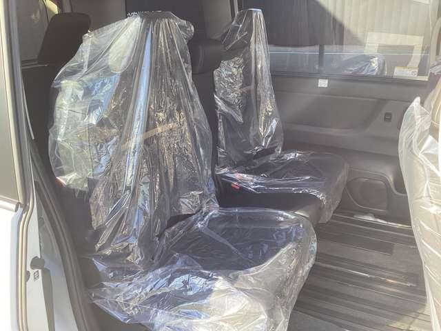 セレナ ２．０　ハイウェイスターＶ　４ＷＤ　プロパイロット　メーカーコネクトナビ　寒冷地　３６０°カメラ　Ｂカメラ　追従クルコン　両側パワースライドドア　ＬＥＤ　メモリナビ　インテリキー　４ＷＤ　ＥＴＣ　アルミ　ドラレコ　Ｉストップ　衝突回避支援　車線逸脱（17枚目）