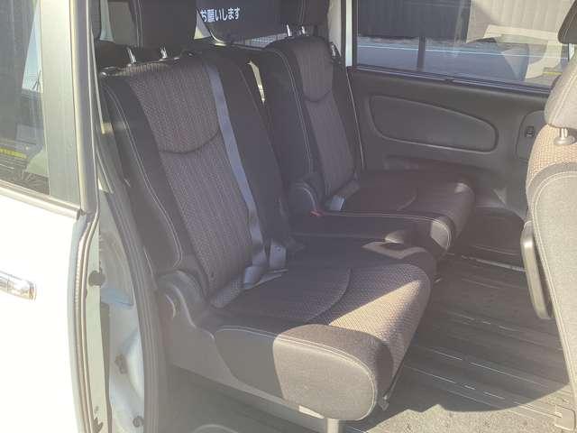 セレナ 2.0 ハイウェイスター Vセレクション+Safety アドバンストセーフティ パッケージ 4WD 衝突軽減ブレーキ&前後障害物 衝突被害軽減ブレーキ バックカメラ 全方位カメラ LEDヘッドライト レーンキープアシスト オートエアコン ETC クルーズコントロール 4WD スマートキー アイドリングストップ ナビTV(14枚目)