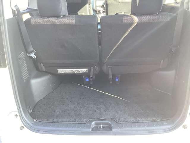 セレナ 2.0 ハイウェイスター Vセレクション+Safety アドバンストセーフティ パッケージ 4WD 衝突軽減ブレーキ&前後障害物 衝突被害軽減ブレーキ バックカメラ 全方位カメラ LEDヘッドライト レーンキープアシスト オートエアコン ETC クルーズコントロール 4WD スマートキー アイドリングストップ ナビTV(18枚目)