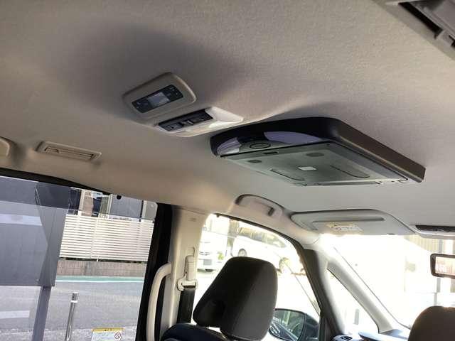 セレナ 1.2 e-POWER ハイウェイスター V 純正10インチモニターナビ・TV 360°カメラ エマジェンシーブレーキ スマキー バックカメラ LED レーンアシスト ETC ドラレコ サイドカーテンエアバック フルオートエアコン アルミホイール エアバック メモリーナビ ABS(17枚目)