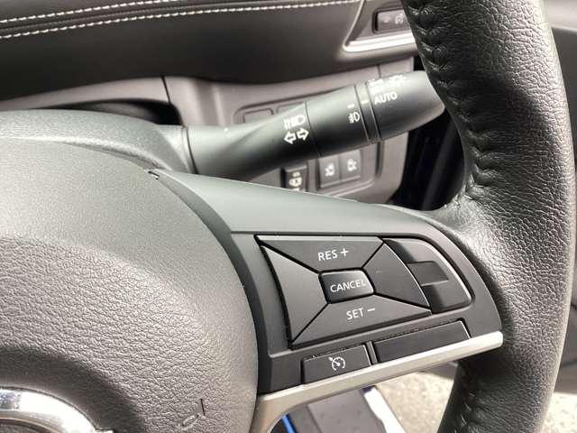 セレナ １．２　ｅ－ＰＯＷＥＲ　ハイウェイスター　Ｖ　両側パワースライド　アラウンドビューＭ　３６０°カメラ　エマジェンシーブレーキ　スマキー　バックカメラ　ＬＥＤ　レーンアシスト　クルコン　ＥＴＣ　ドラレコ　サイドカーテンエアバック　フルオートエアコン　アルミホイール　エアバック　キーフリー（9枚目）