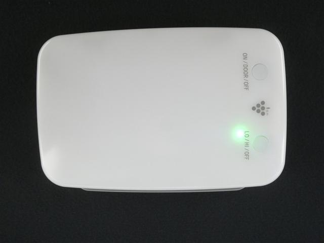 カローラフィールダー ハイブリッドＧ　ダブルバイビー　セーフティセンス　フルセグメモリーナビ　ＬＥＤヘッドライト　フルエアロ　社外アルミホイール　ＥＴＣ　バックモニター　スマートキー　ＣＤ／ＤＶＤ再生付き　シート素材モケット　オートエアコン（11枚目）