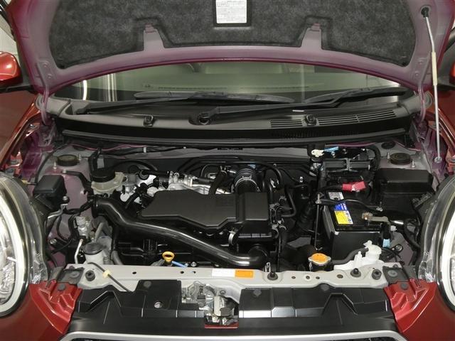 【徹底洗浄クリーニング済】ネッツトヨタ静浜が誇る、クリーニング専門部隊が徹底洗浄！普段はあまり見ないエンジンルーム内も隅々まで綺麗に仕上げています。