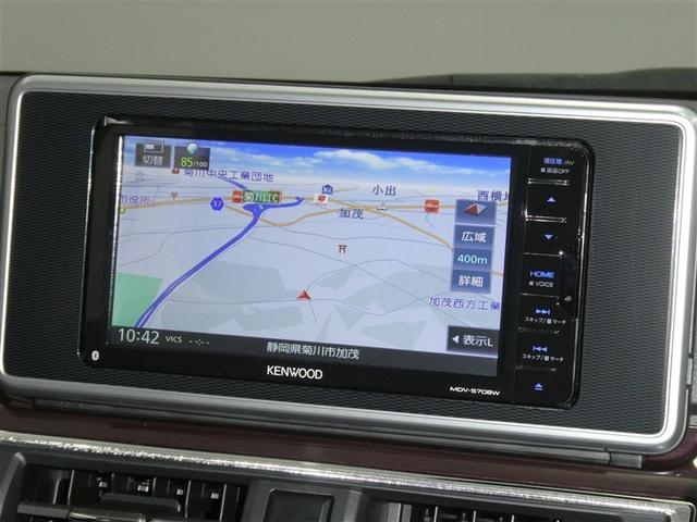 【７インチ】目的地を設定すれば、初めての場所でも簡単に行くことが出来ます。（音楽だって聴けちゃいます。）今や欠かせないアイテムですね。カーナビと共に楽しいカーライフを送って下さい！