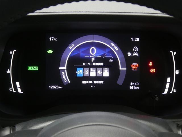 シエンタ ハイブリッドＺ　フルセグ　メモリーナビ　ミュージックプレイヤー接続可　バックカメラ　衝突被害軽減システム　ＥＴＣ　ドラレコ　両側電動スライド　ＬＥＤヘッドランプ　ウオークスルー　乗車定員７人　３列シート（6枚目）