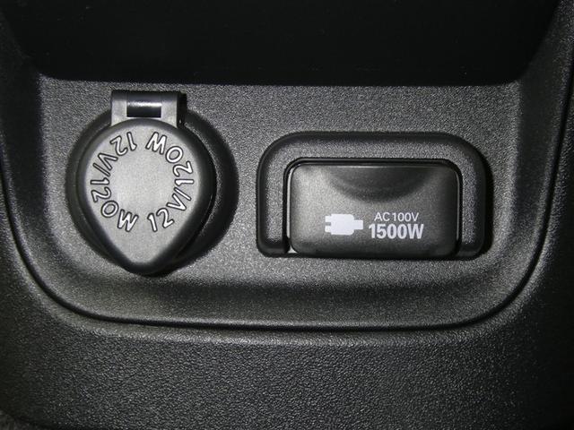 シエンタ ハイブリッドＺ　フルセグ　メモリーナビ　ミュージックプレイヤー接続可　バックカメラ　衝突被害軽減システム　ＥＴＣ　ドラレコ　両側電動スライド　ＬＥＤヘッドランプ　ウオークスルー　乗車定員７人　３列シート（13枚目）