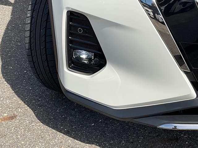 キックス ｅ－ＰＯＷＥＲ　アラウンドビューモニター／寒冷地仕様　クルコン　エマブレ　車線逸脱　セキュリティ　パワステ　エアコン　キーレス　パワーウィンドウ　ＡＢＳ　バックカメラ　アイドリングストップ（7枚目）