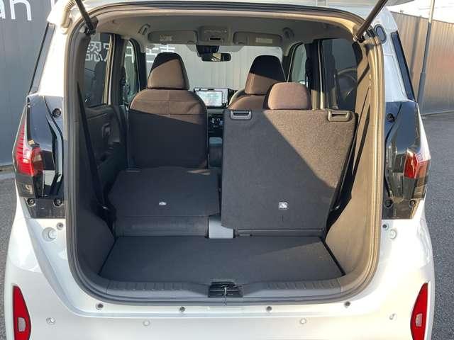 サクラ Ｘ　充電ケーブル／１２セグメント　運転席エアバック　ＡＡＣ　ＬＥＤヘッドランプ　スマートキー　レーンアシスト　盗難防止システム　キーレスエントリー　パワーステアリング　アルミホイール　ＡＢＳ　サイドカーテンエアバック　ワンセグ（18枚目）