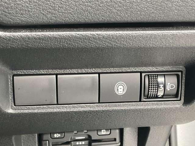 ノート １．２　Ｓ　バックモニター　軽減ブレーキ　ＬＤＷ　バックカメラ　インテリキー　イモビライザー　ドライブレコーダー　ＥＴＣ　オートエアコン　サイドエアバッグ　パワーウインドウ　リモコンキー　Ｉ－ＳＴＯＰ　エアバッグ　ＡＢＳ（17枚目）
