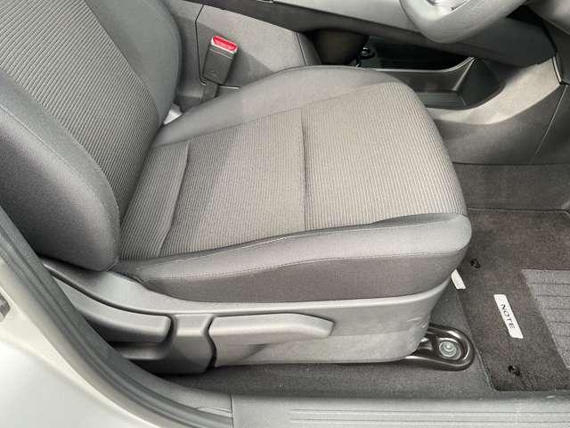 ノート S LEDヘッドランプ ドライブレコーダー 軽減ブレーキ ワンオーナー バックカメラ インテリキー LEDヘッド メモリーナビ 整備点検記録簿 オートエアコン サイドエアバッグ パワーウインドウ リモコンキー I-STOP ナビ エアバッグ(11枚目)