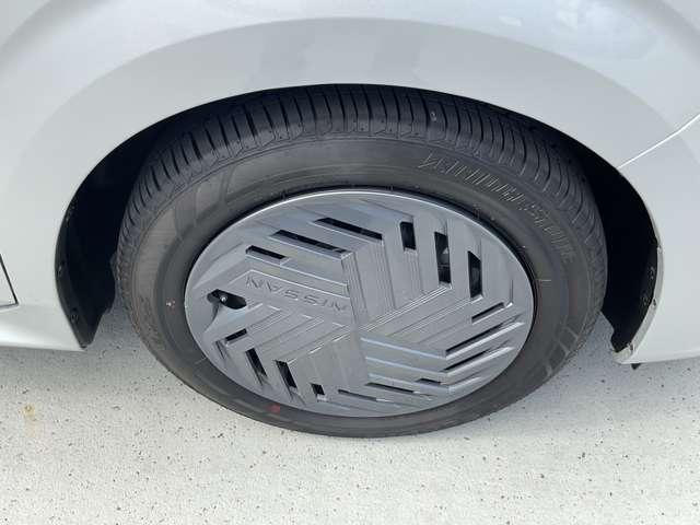 ノート 1.2 X アラウンドビューモニター・前後ドライブレ 衝突被害軽減ブレ-キ 全方位カメラ ETC付 禁煙車 LEDヘッドライト レーダークルーズ レーンアシスト インテリジェントキー ワンオーナー ドラレコ 整備記録簿 ワンセグTV TVナビ キーレス(20枚目)