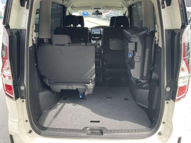 セレナ 2.0 ハイウェイスター V プロパイロット・ETC・エマージェンシーブ サイドエアバッグ 1オナ アルミ 衝突被害軽減 LDP エアバッグ 両側オートスライドドア LEDライト インテリジェントキー 点検記録簿 メモリーナビ アダプティブクルーズコントロール ナビTV(9枚目)