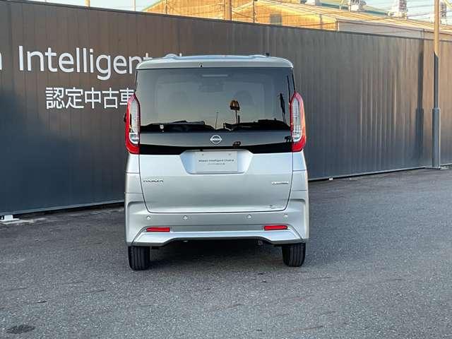 ルークス ６６０　Ｘ　アラウンドビューモニター／ドライブレコー　アラモニ　前後衝突軽減ブレーキ　車線逸脱防止　スマートキー　キーフリー　ドライブレコーダー　ｉ－ｓｔｏｐ　フルオートエアコン　パワーウインドウ　ＬＥＤ　バックカメラ　盗難防止　カーテンエアバッグ（6枚目）