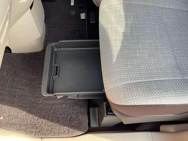 ルークス ６６０　Ｘ　アラウンドビューモニター　アラモニ　前後衝突軽減ブレーキ　ワンオーナー車　ＥＴＣ　スマートキー　定期点検記録簿　キーフリー　ドライブレコーダー　ｉ－ｓｔｏｐ　フルオートエアコン　パワーウインドウ　バックカメラ　Ｗエアバック（10枚目）