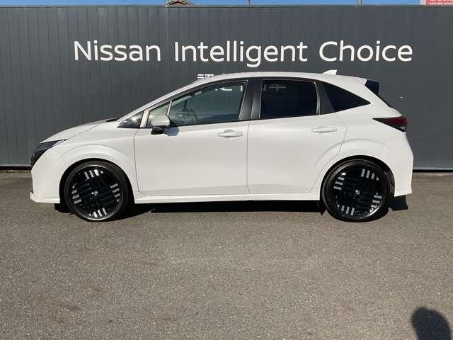 オーラ 1.2 G プロパイロット/アラウンドビューモニター/ 自動(被害軽減)ブレーキ LKA カーナビ ドライブレコーダー アルミホイール インテリジェントキー パワーウィンドウ ワンオーナー フルオートエアコン キーレスエントリー メモリーナビ 記録簿(5枚目)