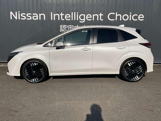 オーラ レザーエディション　プロパイロット／シートヒーター　追突防止　レーダークルーズ　車線逸脱警報装置　寒冷地仕様　ＬＥＤ　ドライブレコーダー　盗難防止　記録簿　バックモニター　ＥＴＣ　インテリジェントキー　メモリーナビゲーション　ＡＷ　キーレスエントリー（5枚目）