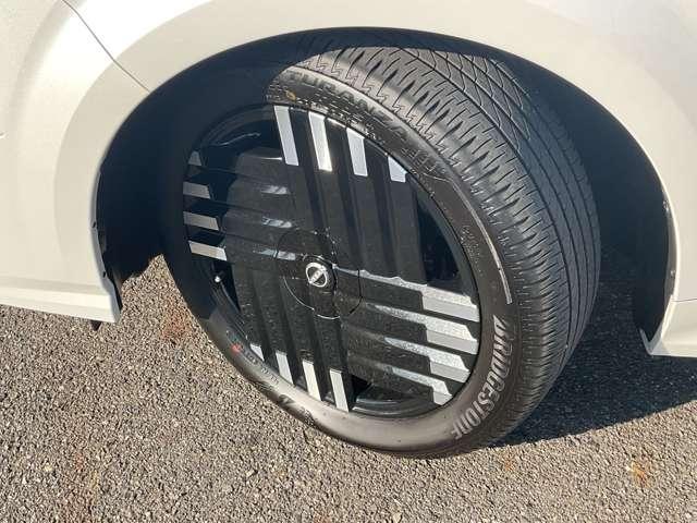 オーラ レザーエディション　プロパイロット／シートヒーター　追突防止　レーダークルーズ　車線逸脱警報装置　寒冷地仕様　ＬＥＤ　ドライブレコーダー　盗難防止　記録簿　バックモニター　ＥＴＣ　インテリジェントキー　メモリーナビゲーション　ＡＷ　キーレスエントリー（8枚目）