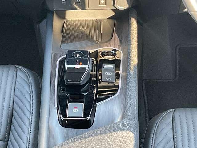 オーラ レザーエディション　プロパイロット／シートヒーター　追突防止　レーダークルーズ　車線逸脱警報装置　寒冷地仕様　ＬＥＤ　ドライブレコーダー　盗難防止　記録簿　バックモニター　ＥＴＣ　インテリジェントキー　メモリーナビゲーション　ＡＷ　キーレスエントリー（14枚目）