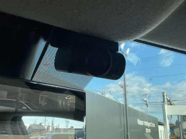 オーラ レザーエディション　プロパイロット／シートヒーター　追突防止　レーダークルーズ　車線逸脱警報装置　寒冷地仕様　ＬＥＤ　ドライブレコーダー　盗難防止　記録簿　バックモニター　ＥＴＣ　インテリジェントキー　メモリーナビゲーション　ＡＷ　キーレスエントリー（22枚目）