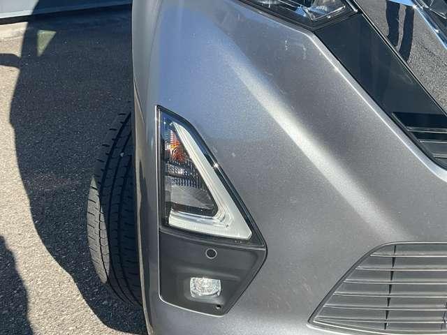 デイズ プロパイロット　アラウンドビューモニター／ドライブレコー　アルミ　イモビ　エアバック　ＥＴＣ車載器　ＬＥＤヘッドライト　レーダークルーズ　インテリジェントキー　レーンアシスト　キーレス　ドライブレコーダー　サイドカメラ　アイドリングストップ　エアコン　ＡＢＳ（7枚目）