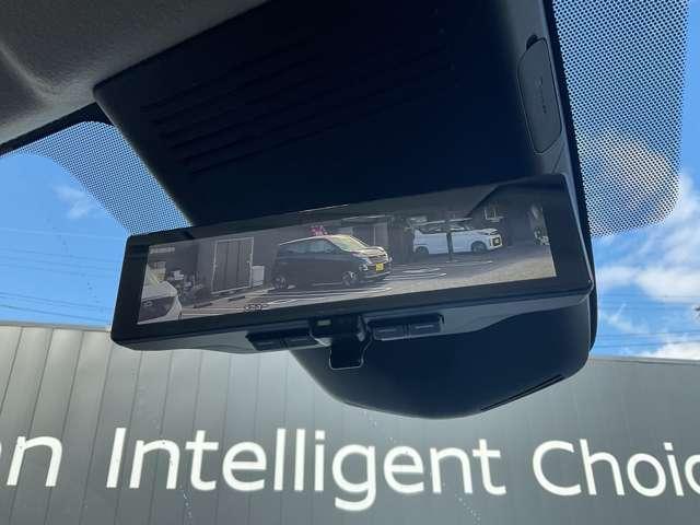 セレナ ２．０　ハイウェイスターＶ　プロパイロット／後席モニター　Ｗ電動スライド　レーダークルコン　レーンアシスト　ＬＥＤランプ　盗難防止システム　ＥＴＣ装備　カーテンエアバッグ　アルミホイール　キーフリー　メモリ－ナビ　ナビＴＶ　記録簿　エアコン　ドラレコ　ＡＢＳ（13枚目）