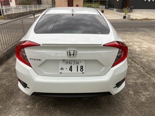 シビック セダン　ドライブレコーダー　ＥＴＣ　オートクルーズコントロール　バックカメラ　アルミホイール　ＬＥＤヘッドランプ　ＣＶＴ　シートヒーター　スマートキー　アイドリングストップ　電動格納ミラー　盗難防止システム（6枚目）