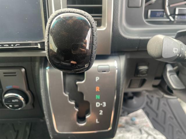 ハイエースバン スーパーＧＬ　ダークプライム　両側電動パワースライドドア（11枚目）