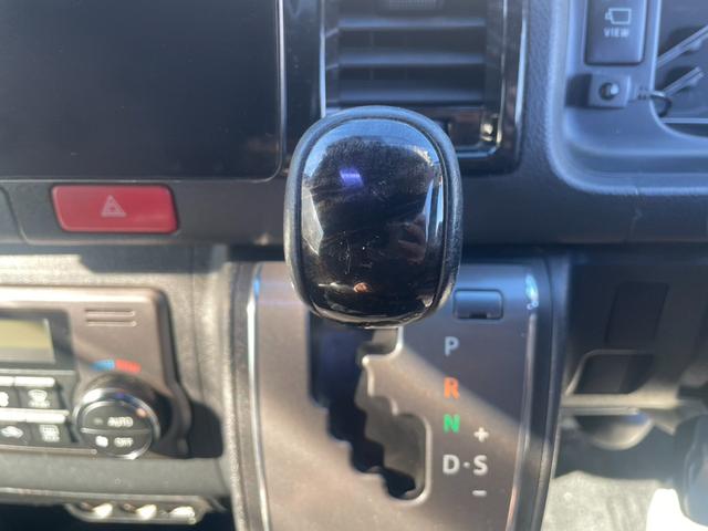 ハイエースバン スーパーＧＬ　ダークプライムＩＩ　電動パワースライド　デジタルインナーミラー　トヨタセーフティセンス（42枚目）