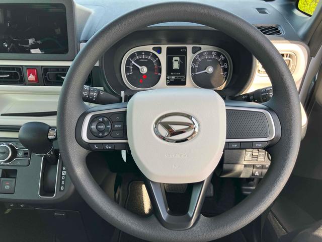 ムーヴキャンバス ストライプスＧ　届け出済み未使用車　バックカメラ　両側電動スライドドア　クリアランスソナー　レーンアシスト　衝突被害軽減システム　オートライト　ＬＥＤヘッドランプ　スマートキー　電動格納ミラー　シートヒーター（2枚目）