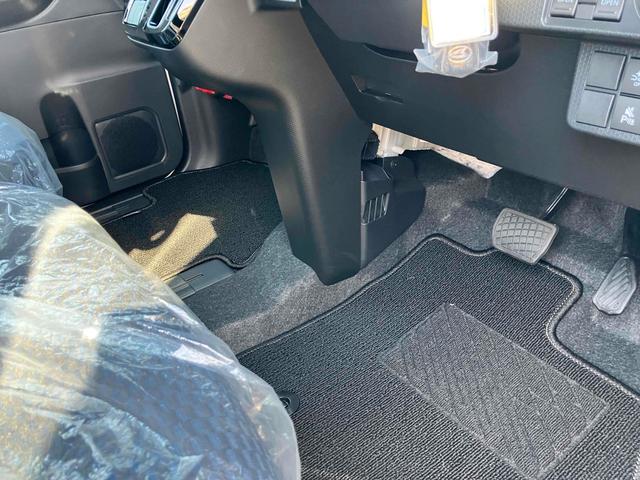 タント カスタムＲＳ　届け出済み未使用車　バックカメラ　両側電動スライドドア　クリアランスソナー　衝突被害軽減システム　オートライト　ＬＥＤヘッドランプ　スマートキー　電動格納ミラー　シートヒーター　ターボ　ＣＶＴ（33枚目）