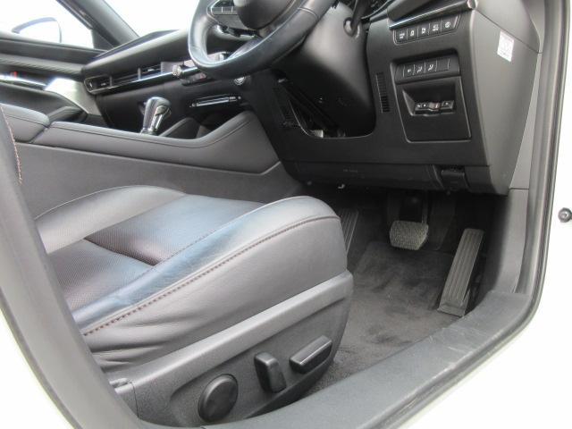 MAZDA3ファストバック XD Lパッケージ 18XD L-pkg スマートキー マツダコネクトナビSDカード 360°ビューモニター BOSEサ(16枚目)