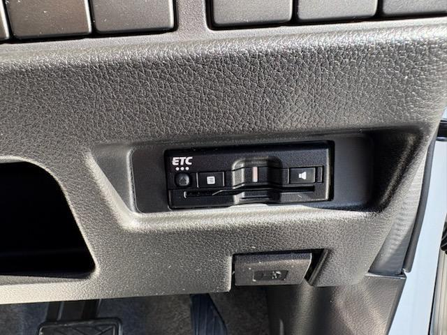 フレアワゴンタフスタイル ハイブリッドXS HYBRID XS 両側電動スライドドア・ETC・KENWOOD製純正メモリーナビ・USBケーブル・フロントフォグランプ・運転席(9枚目)