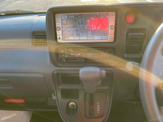 ハイゼットカーゴ DX AT ナビ 両側スライドドア ABS エアコン パワーウィンドウ 運転席エアバッグ 助手席エアバッグ ミュージックプレイヤー接続可(3枚目)
