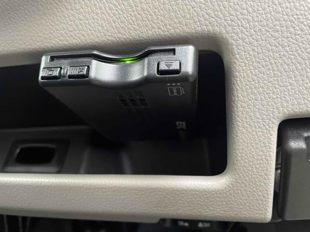 デイズルークス Ｘ　ＥＴＣ　全周囲カメラ　両側電動スライドドア　ＴＶ　衝突被害軽減システム　スマートキー　アイドリングストップ　電動格納ミラー　ベンチシート　ＣＶＴ　盗難防止システム　ＡＢＳ　ＥＳＣ　ＣＤ（10枚目）