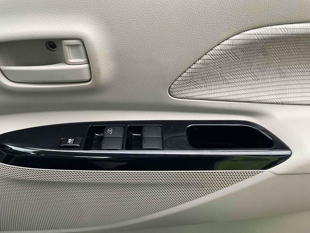 デイズルークス Ｘ　ＥＴＣ　全周囲カメラ　両側電動スライドドア　ＴＶ　衝突被害軽減システム　スマートキー　アイドリングストップ　電動格納ミラー　ベンチシート　ＣＶＴ　盗難防止システム　ＡＢＳ　ＥＳＣ　ＣＤ（11枚目）