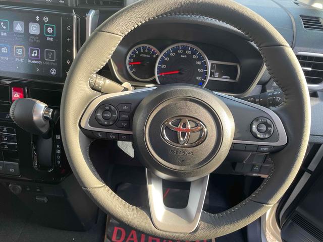 ルーミー カスタムＧ－Ｔ　登録未使用車　ディスプレイオーディオ　全周囲カメラ　ＴＶ　両側電動スライドドア　クリアランスソナー　オートクルーズコントロール　衝突被害軽減システム　アルミホイール　ＬＥＤヘッドランプ　スマートキー（3枚目）