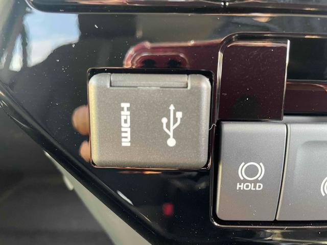 ルーミー カスタムＧ－Ｔ　登録未使用車　ディスプレイオーディオ　全周囲カメラ　ＴＶ　両側電動スライドドア　クリアランスソナー　オートクルーズコントロール　衝突被害軽減システム　アルミホイール　ＬＥＤヘッドランプ　スマートキー（11枚目）