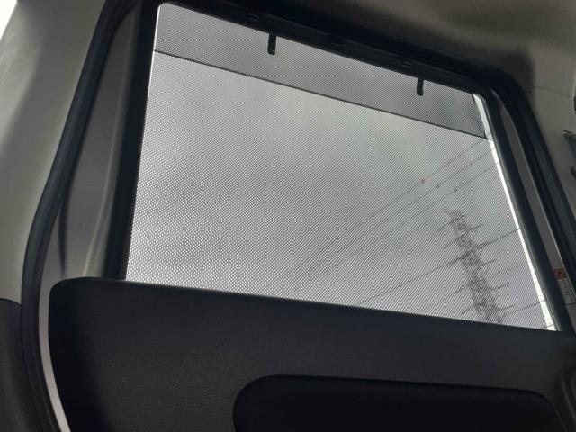 スペーシアカスタムＺ ターボ　バックカメラ　両側スライド・片側電動　ナビ　ＴＶ　オートクルーズコントロール　オートライト　ＨＩＤ　スマートキー　アイドリングストップ　電動格納ミラー　シートヒーター　ベンチシート　ＣＶＴ（29枚目）