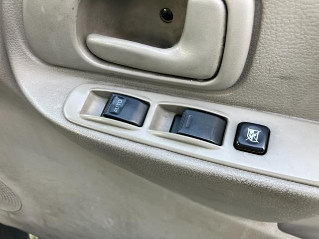 デュトロ 冷蔵冷凍車 3t SDナビ バックカメラ フルセグTV Bluetooth対応 ETC KK-XZU412M 長さ699 幅219 高さ300(8枚目)