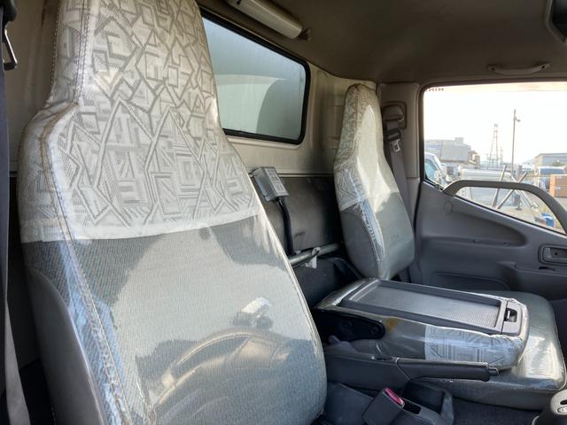 デュトロ 冷蔵冷凍車 3t SDナビ バックカメラ フルセグTV Bluetooth対応 ETC KK-XZU412M 長さ699 幅219 高さ300(9枚目)