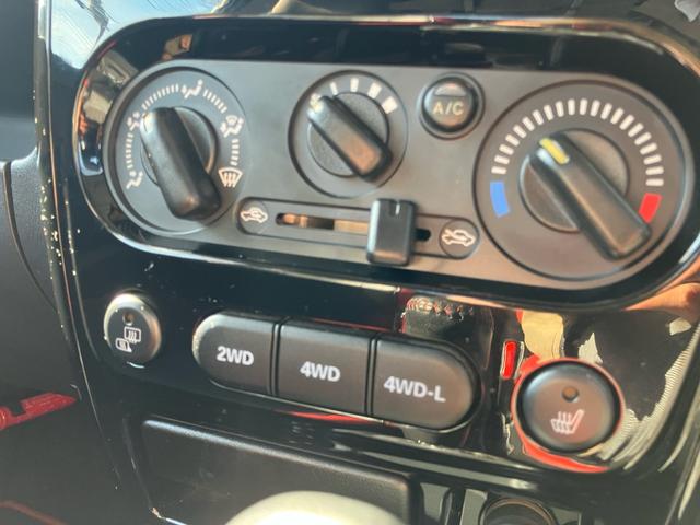 ジムニー クロスアドベンチャー 4WD ターボ リフトUP MTタイヤ タニグチ:FRPバンパー/スキッドプレート/サスペンションキット/サイドステップ マフラー LEDテール 1オーナー禁煙記録簿 ナビ Bカメラ ドラレコ ETC(31枚目)