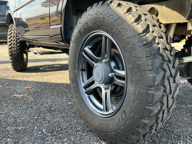 ジムニー クロスアドベンチャー 4WD ターボ リフトUP MTタイヤ タニグチ:FRPバンパー/スキッドプレート/サスペンションキット/サイドステップ マフラー LEDテール 1オーナー禁煙記録簿 ナビ Bカメラ ドラレコ ETC(57枚目)