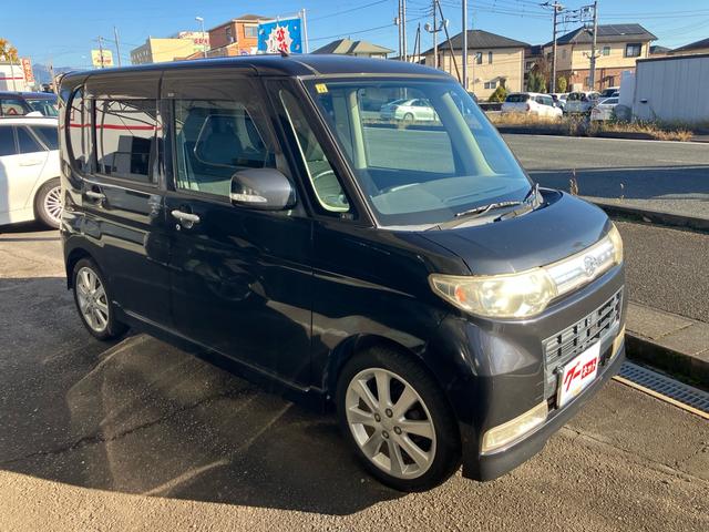 タント カスタムＸリミテッド　左側オートスライドドア　キーレス　ＣＤ　純正アルミ（4枚目）